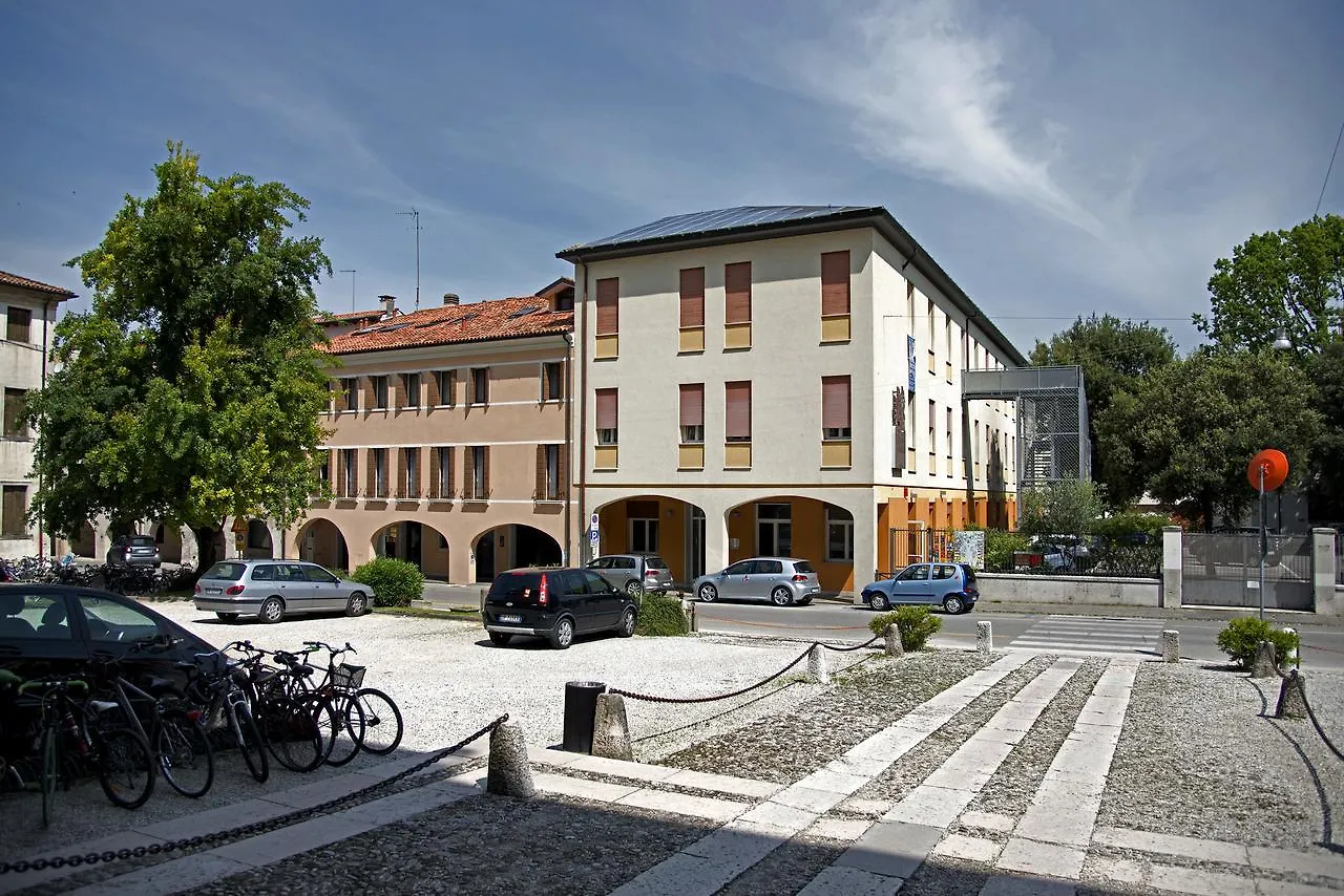 Centro Della Famiglia Otel Treviso